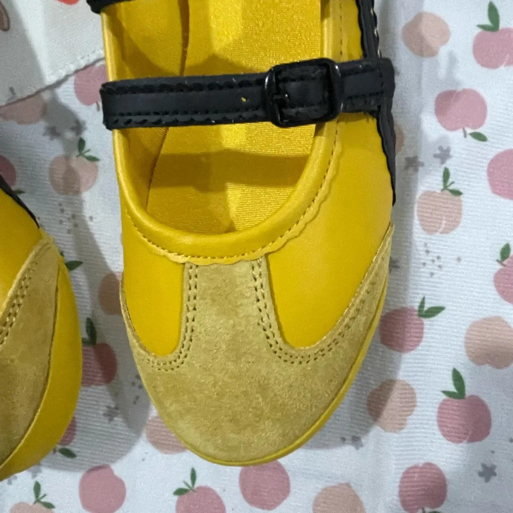 Onitsuka Tiger by Asics Yellow and Black Mary Jane Flats